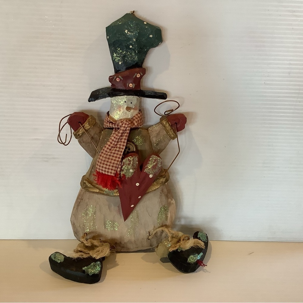 Kurt Adler Snow Town Snowman – Large Polka Dot Heart – Vintage Holiday Decor